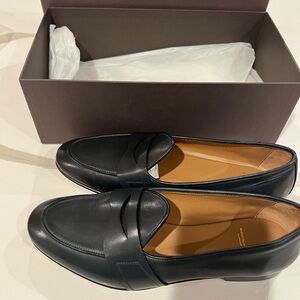 Tangerine Men's Classic Black(navy) Leather Loafers